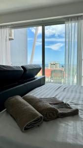 Thawi Studio with Sea View in Chic Condo