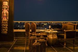 The Ramvilas - A Rooftop Pichola Lake View Hotel