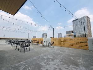 OYO Life 93387 Sunarmi House