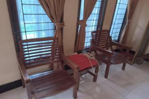 Capital O 93391 Golden Manggis Hotel Near SMKN 1 Lingsar