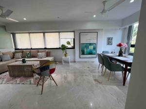 Kakad Classic 5, 16th Rd, Pali Village, Khar West by Connekt Homes