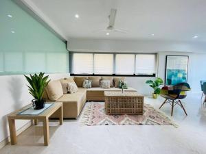 Kakad Classic 5, 16th Rd, Pali Village, Khar West by Connekt Homes