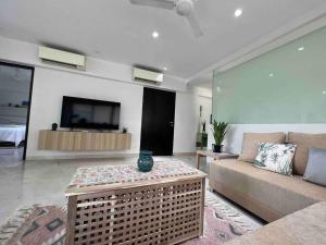 Kakad Classic 5, 16th Rd, Pali Village, Khar West by Connekt Homes