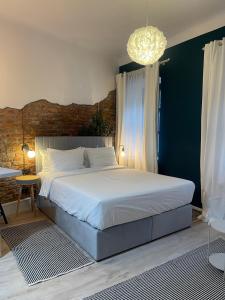 Deluxe Queen Studio  room in Goldsmith