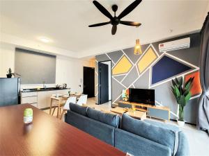 Modern Elegance Suite, 5 to 6 pax at Urban Suites Georgetown by SuperStay