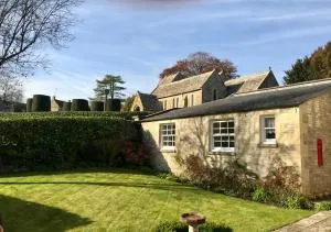 The Old Post Office Studio Apartment in a Beautiful Cotswold Village - Daglingworth