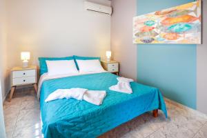 Catherine Blue Suites - 4 minutes off the Beach