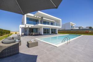 Villa Casa Gardenia by Villa Plus