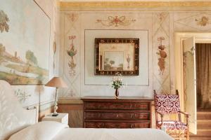 Palazzo Lena Piano Nobile