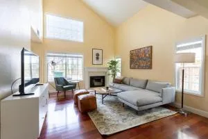 San Jose 4br w balcony nr mall park groceries SFO-1538 - 米尔皮塔斯