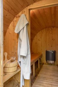 Cabin by the river Polhov Gradec