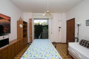 Quadrilocale con giardino a 200 metri dal mare a Marcelli - M105