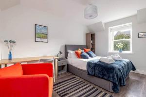 South Street Apartments No 18C