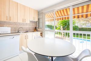 Albatros Ground Floor 1-4 Apartment Levante Beach