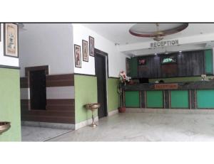 Hotel Om Karan Katra