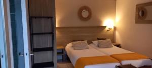 Hotels Le Relais De Launay : photos des chambres