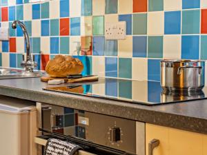 2 bed in Llangenny BN316