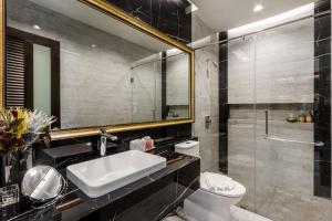 Luxury Two bedroom private swimming pool villa with complete supporting facilities, convenient for travel 800 meters to Kamala Beach H08