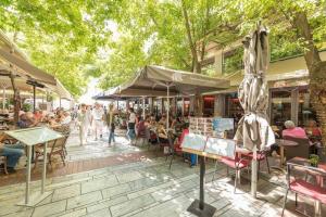 Syntagma H&B Apartment