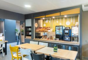 Hotels B&B HOTEL Limoges 1 : photos des chambres
