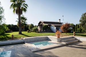 Villa Antici by PosarelliVillas