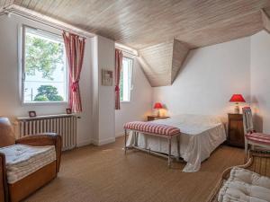 Villa néo-bretonne 5p, 120m², 8 pers, à 600m de la plage, jardin, Wifi, animaux acceptés, 3* - FR-1-477-6