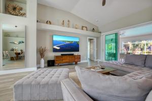 VILLA VANITY - 3 BEDS - 3 BATHS - 6 GUESTS - GULF ACCESS & POOLSPA - INCL.10% OFF BOAT RENTAL