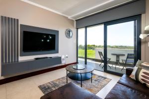 Luxury 303 Marina Bay Apartment