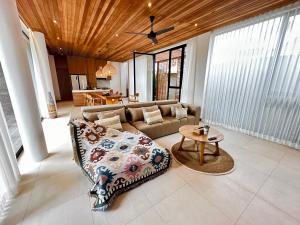 Villa Devadha riverside pererenan canggu