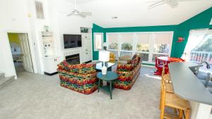 Semi-Soundfront, Private Pool, Hot Tub, Gas grill, MS9, Mango Manor