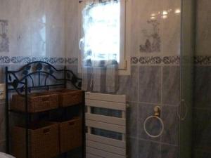 Maisons de vacances Maison F3 avec jardin, terrasse, parking, WIFI, animaux admis - Ceret - FR-1-703-43 : Maison de Vacances