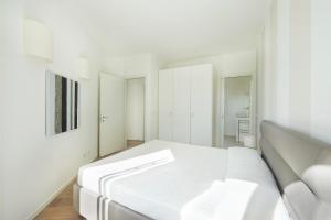 Villaggio dei Pellicani Apartments