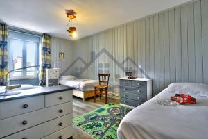 Maisons de vacances LocaLise - M26 - Ty Vakansou - Maison avec jardin au Guilvinec - Tout a pied, plage, port, centre - Wifi inclus - Draps inclus - Animaux non admis : photos des chambres