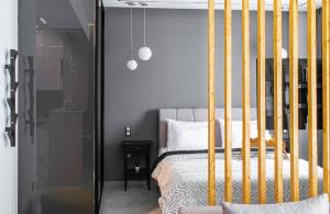 Aether Home - Modern & Luxe Stay with 65 TV by TT