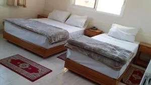 Hotel Opéra Azrou - 伊穆泽尔杜坎达