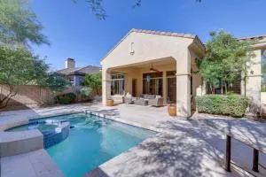Spacious North Phoenix Oasis with Pool and Patio! - 凤凰城