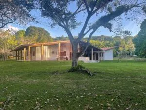 Paraíso natural na Linha Verde - 科斯塔萨乌佩