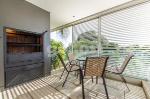 Spacious 2 bedroom apt in Villa Morra