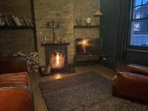 Campania & Jones House