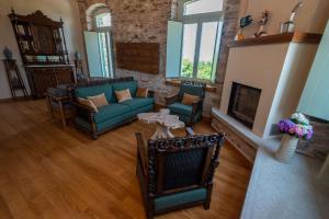 Nostos Country House