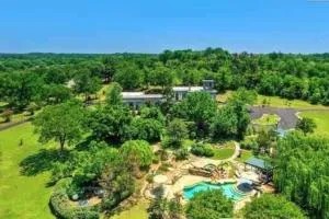 Historical Mansion - Braun Manor - 谢尔曼