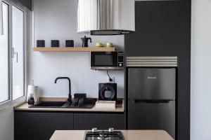 Casa volcán de caldera blanca