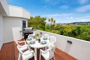 The White House - Taupo Holiday Home - Waitahanui