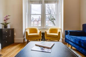 Entire house, 23 mins to Central London