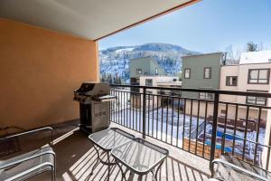 Breakaway West Ski Condo