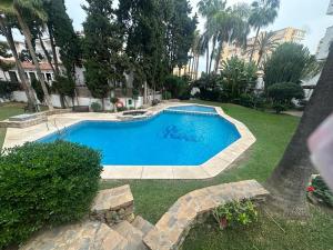 Ola Blanca Carihuela Apartamento - 3hvězdičkové hotely ve městě Torremolinos