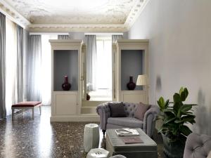 Al Palazzo del Marchese di Camugliano Residenza dEpoca