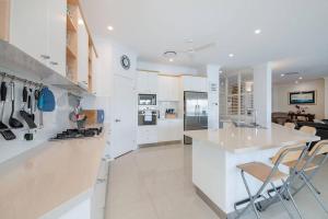 The Noosa Haven Luxe Waterfront Home