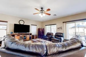 Poolside Tranquility - Coolidge