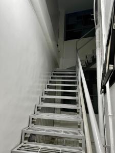 FLATFORM RENTALS (PAWNS ROOM)